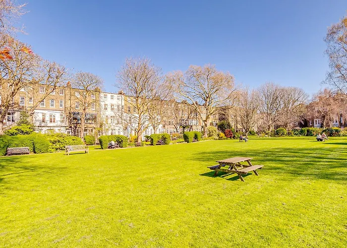 Studio For City Explorers - 3 Min Walk To Station