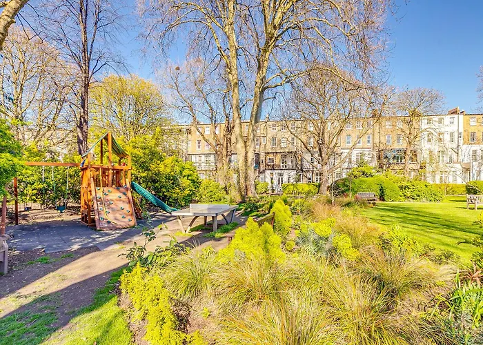 Studio For City Explorers - 3 Min Walk To Station